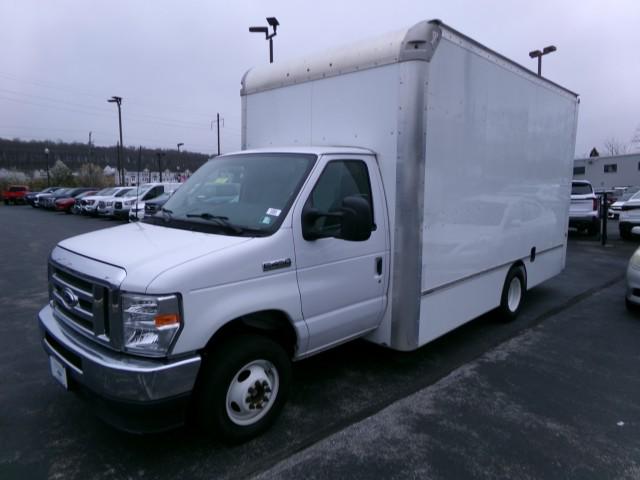 2023 Ford E-450 Cutaway Commercial Cutaway