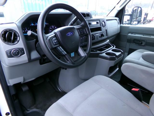 2023 Ford E-450 Cutaway Commercial Cutaway