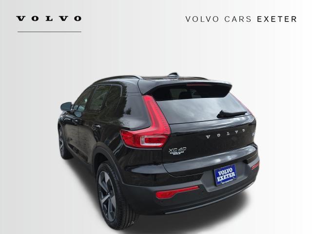 2026 Volvo XC40 Plus, B5 AWD Gas (mild hybrid), Dark