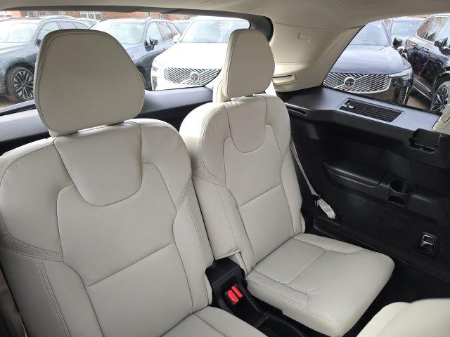 2026 Volvo XC90 Plug-In Hybrid Ultra, T8 AWD, Electric/Gasoline, Bright, 6 Seats