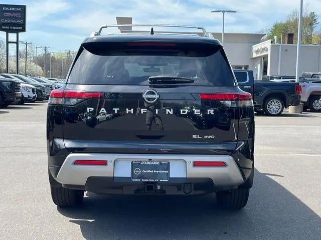 2023 Nissan Pathfinder SL 4WD