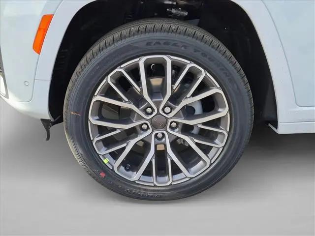 2026 Jeep Grand Cherokee Summit 4x4
