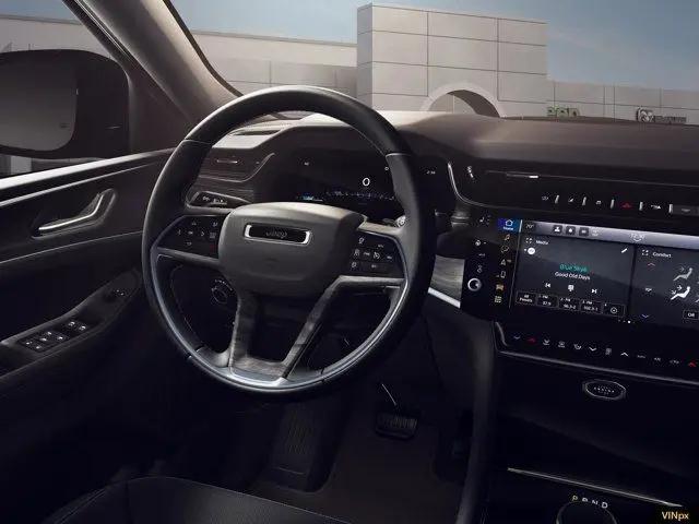 2026 Jeep Grand Cherokee L Altitude 4x4