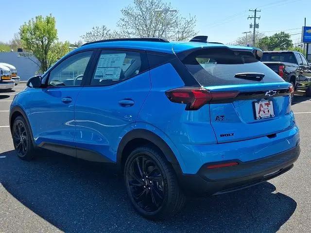 2027 Chevrolet Bolt RS FWD