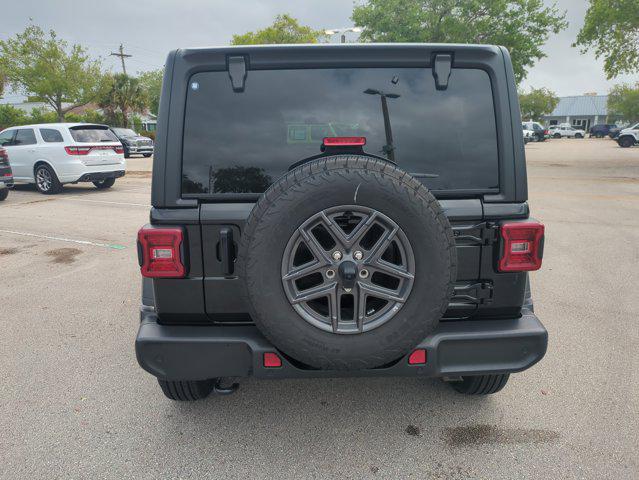 2025 Jeep Wrangler 4-Door Summit 4x4