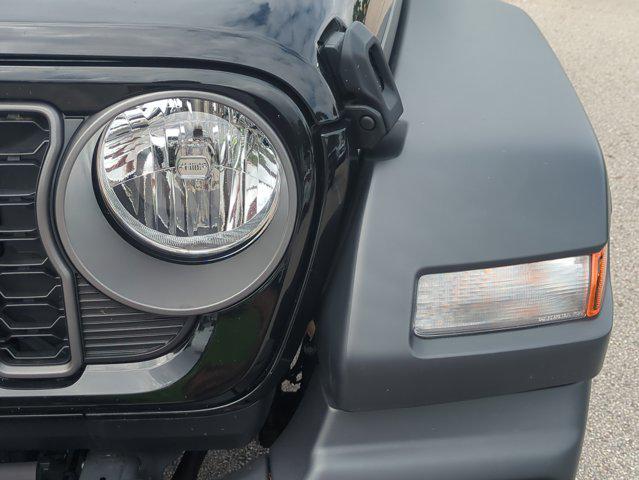 2025 Jeep Wrangler 4-Door Summit 4x4