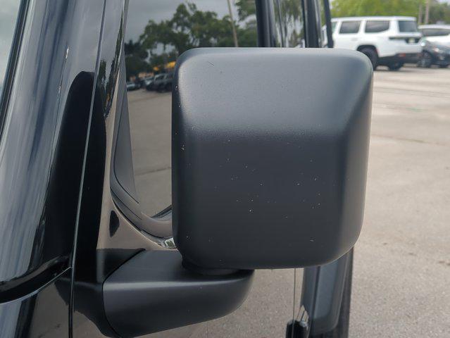 2025 Jeep Wrangler 4-Door Summit 4x4