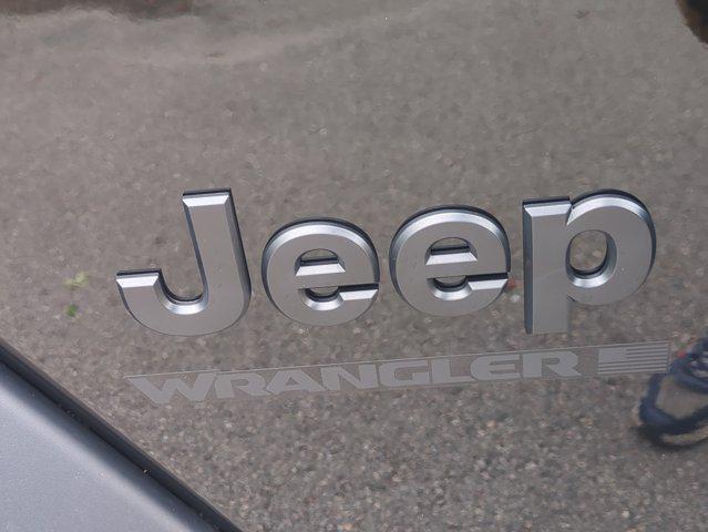 2025 Jeep Wrangler 4-Door Summit 4x4
