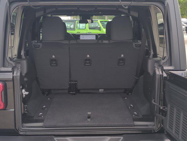 2025 Jeep Wrangler 4-Door Summit 4x4