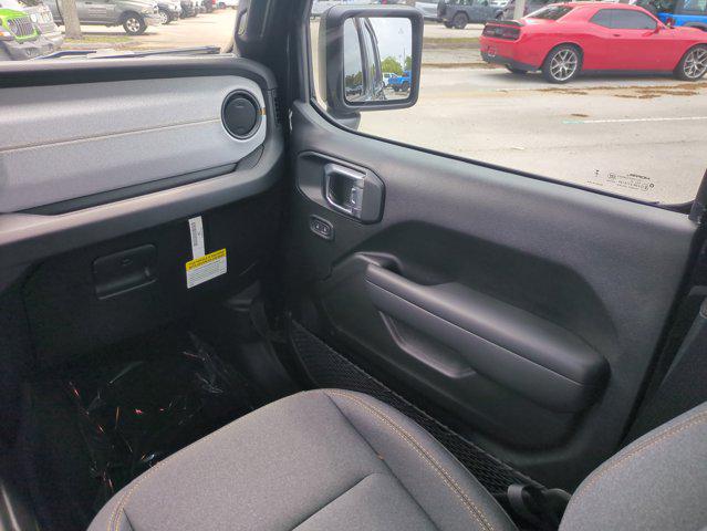 2025 Jeep Wrangler 4-Door Summit 4x4