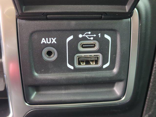 2025 Jeep Wrangler 4-Door Summit 4x4