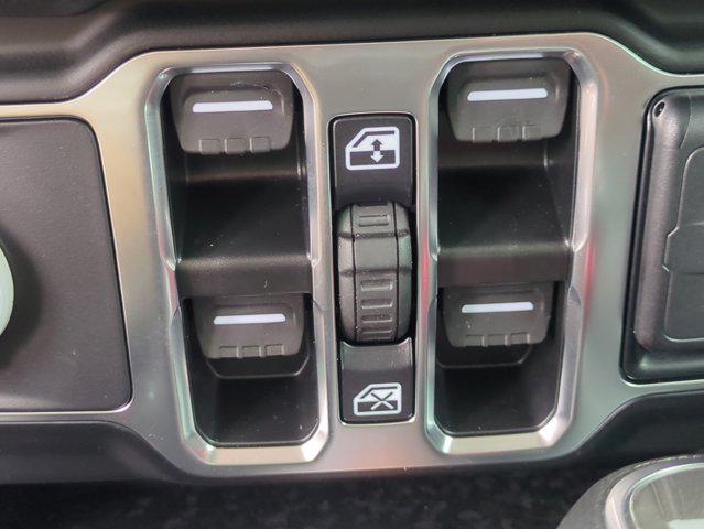 2025 Jeep Wrangler 4-Door Summit 4x4
