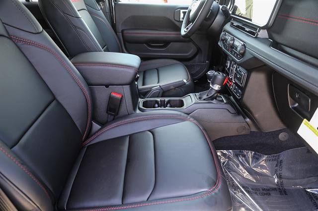 2026 Jeep Wrangler 4-Door Rubicon 4x4