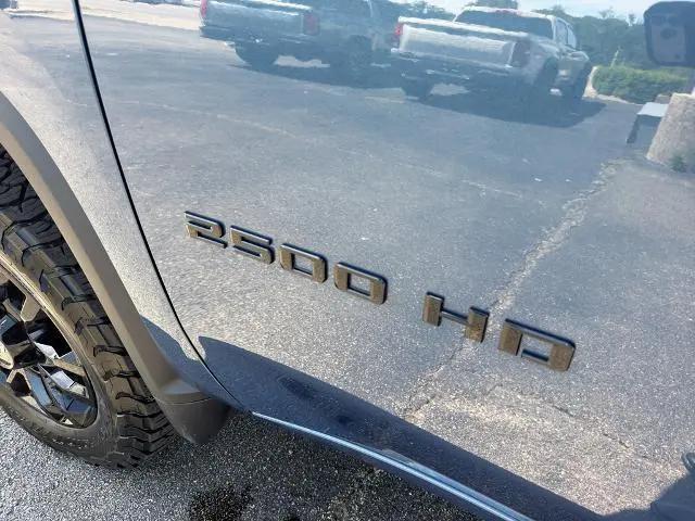 2026 Chevrolet Silverado 2500HD Crew Cab, Standard Bed, LT, 4WD