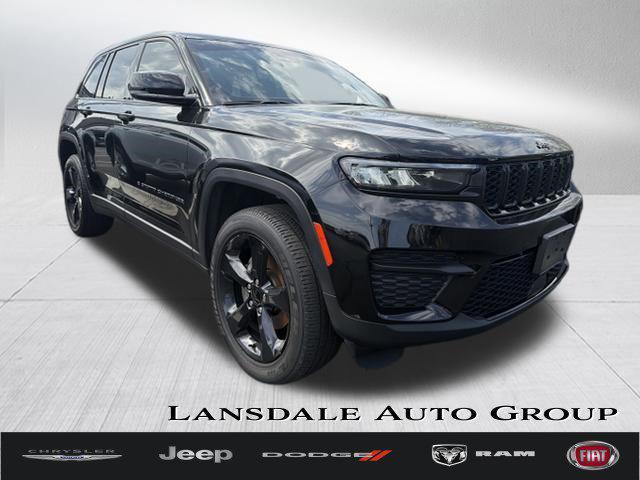 2022 Jeep Grand Cherokee Altitude 4x4 2022 Jeep Grand Cherokee Altitude 4x4