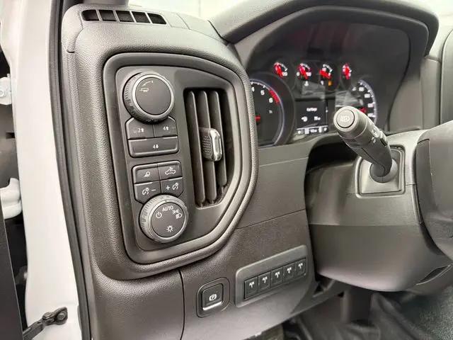 2025 Chevrolet Silverado 3500HD Work Truck