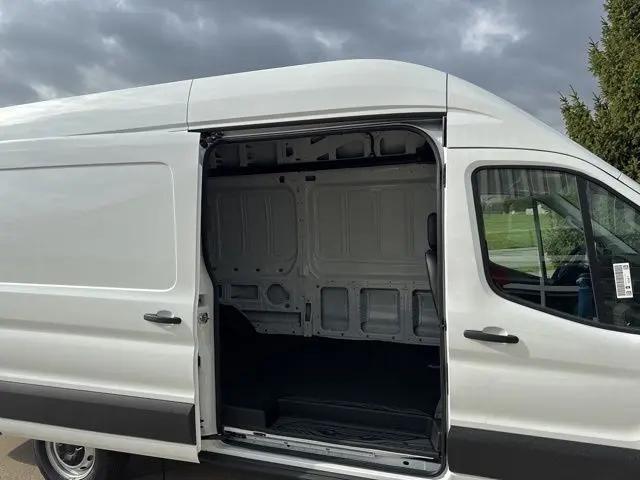 2026 Ford Transit Cargo Van T-250