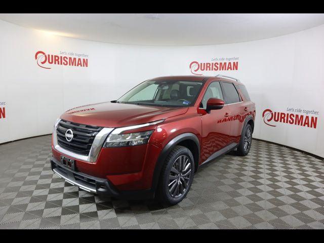 2023 Nissan Pathfinder SL 4WD
