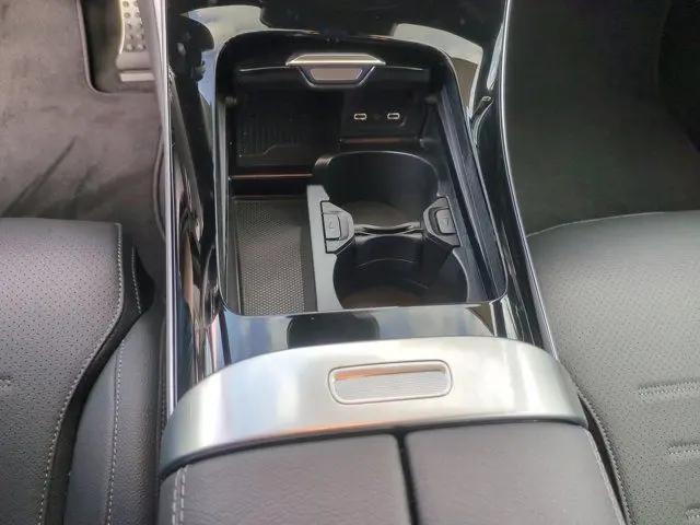 2026 Mercedes-Benz C-CLASS C 300 C 300