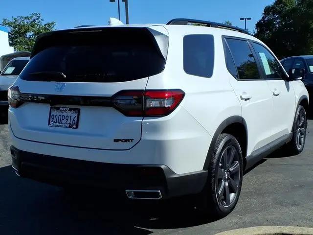 2025 Honda Pilot Sport
