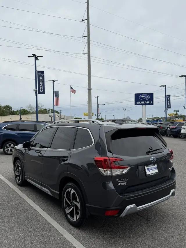 2023 Subaru Forester Touring