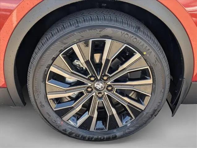 2026 Toyota C-HR XSE