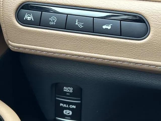 2026 INFINITI QX80 LUXE