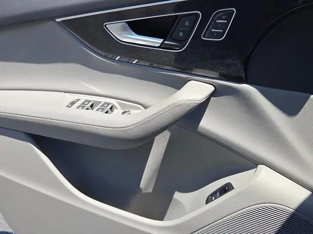 2021 Audi Q7 Prestige 55 TFSI quattro Tiptronic