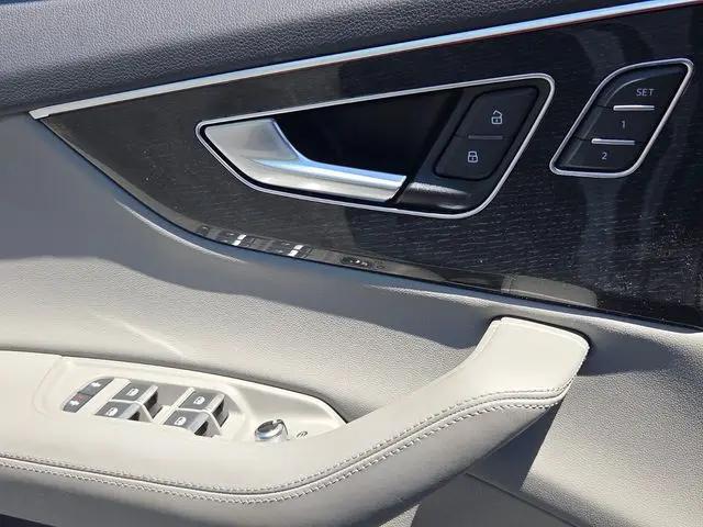 2021 Audi Q7 Prestige 55 TFSI quattro Tiptronic