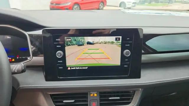 2026 Volkswagen Taos SE Black