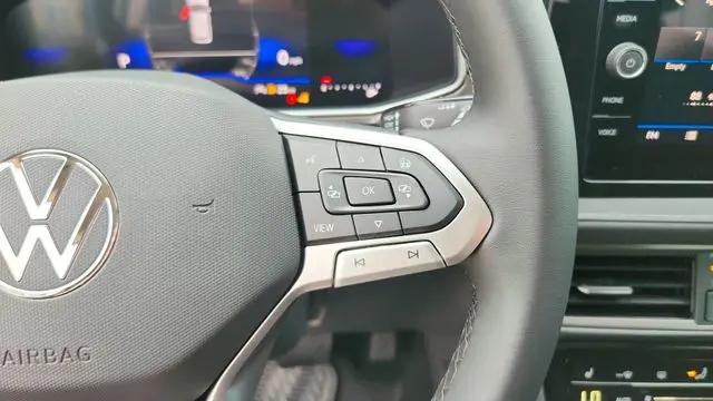 2026 Volkswagen Taos SE Black