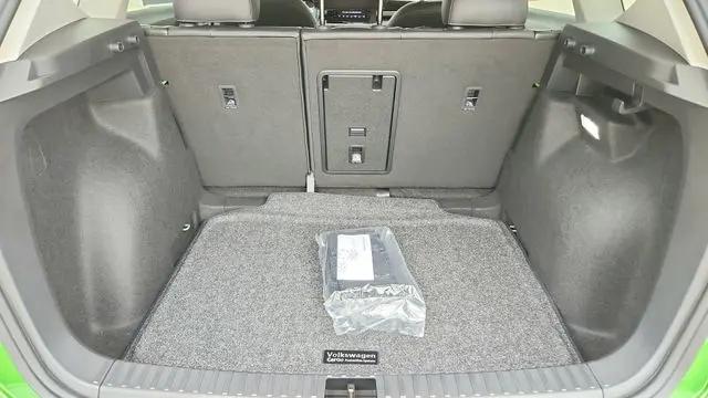2026 Volkswagen Taos SE Black
