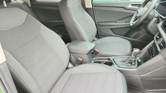 2026 Volkswagen Taos SE Black