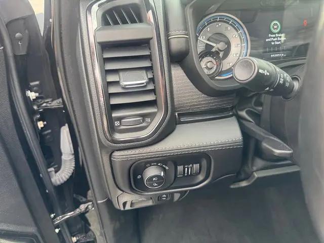 2022 Ram 1500 Limited Crew Cab 4x4 5'7" Box