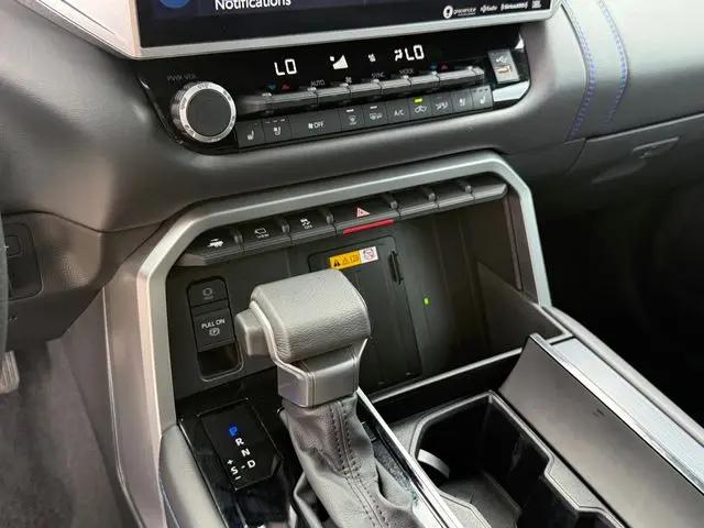 2024 Toyota Tundra Platinum 4WD
