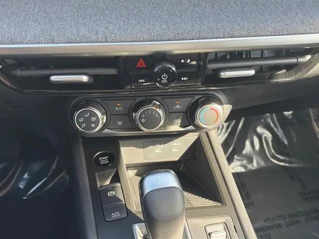 2026 Nissan Kicks S