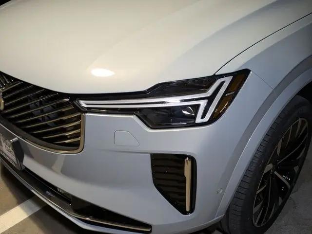 2026 Volvo XC90 Plug-In Hybrid Ultra, T8 AWD, Electric/Gasoline, Bright, 7 Seats