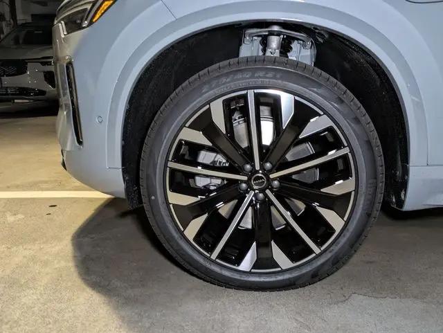 2026 Volvo XC90 Plug-In Hybrid Ultra, T8 AWD, Electric/Gasoline, Bright, 7 Seats