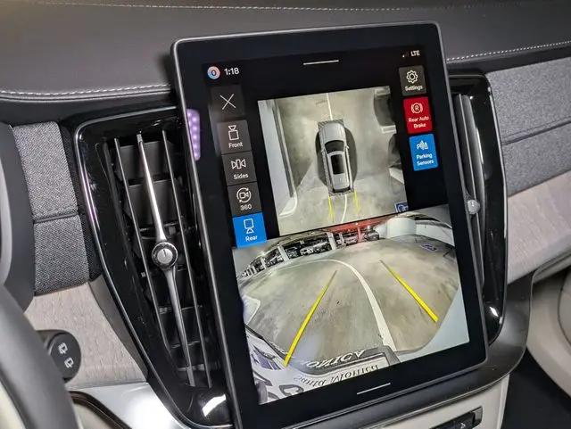 2026 Volvo XC90 Plug-In Hybrid Ultra, T8 AWD, Electric/Gasoline, Bright, 7 Seats