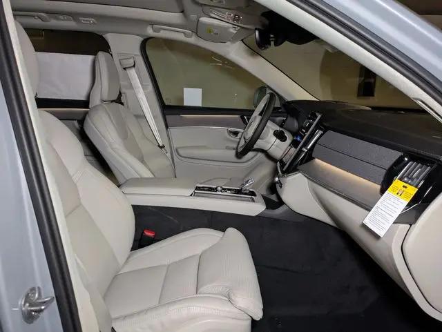 2026 Volvo XC90 Plug-In Hybrid Ultra, T8 AWD, Electric/Gasoline, Bright, 7 Seats