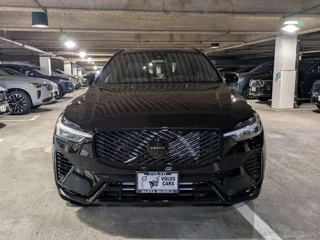 2026 Volvo XC60 Plug-In Hybrid Black Edition Ultra, T8 AWD Electric/Gasoline, Dark