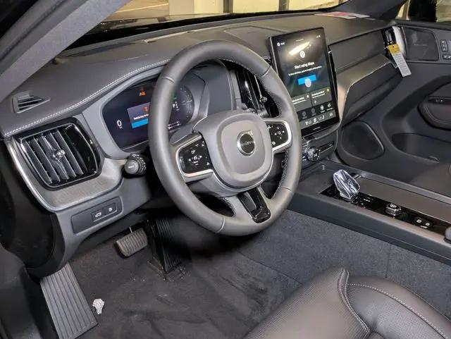 2026 Volvo XC60 Plug-In Hybrid Black Edition Ultra, T8 AWD Electric/Gasoline, Dark