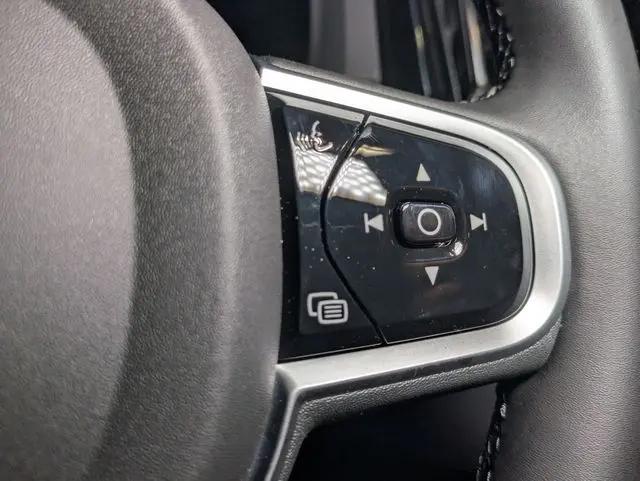 2026 Volvo XC60 Plug-In Hybrid Black Edition Ultra, T8 AWD Electric/Gasoline, Dark
