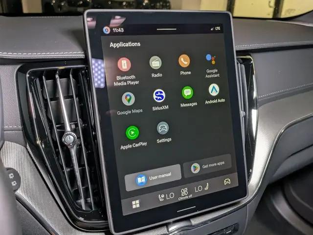 2026 Volvo XC60 Plug-In Hybrid Black Edition Ultra, T8 AWD Electric/Gasoline, Dark