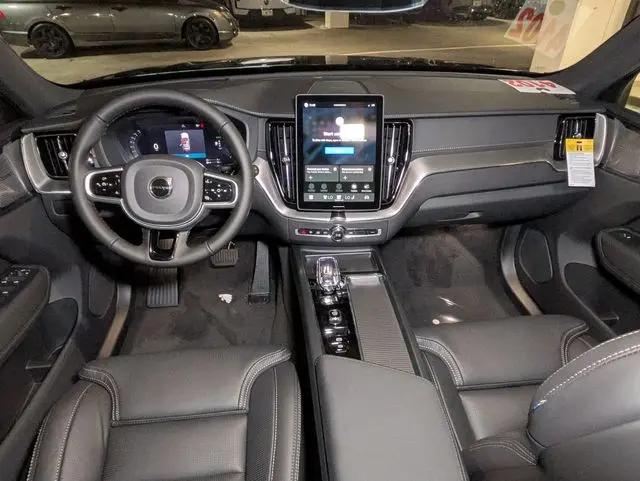 2026 Volvo XC60 Plug-In Hybrid Black Edition Ultra, T8 AWD Electric/Gasoline, Dark