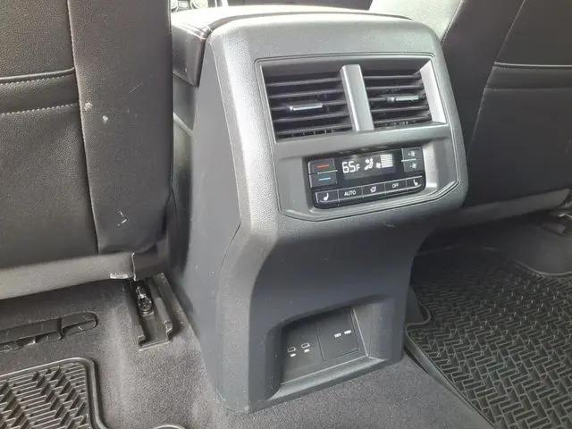 2023 Volkswagen Atlas 3.6L V6 SEL Premium R-Line