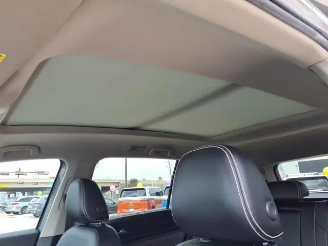 2023 Volkswagen Atlas 3.6L V6 SEL Premium R-Line