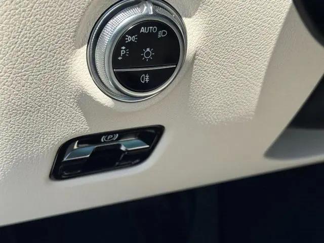 2026 Mercedes-Benz C-CLASS C 300 C 300