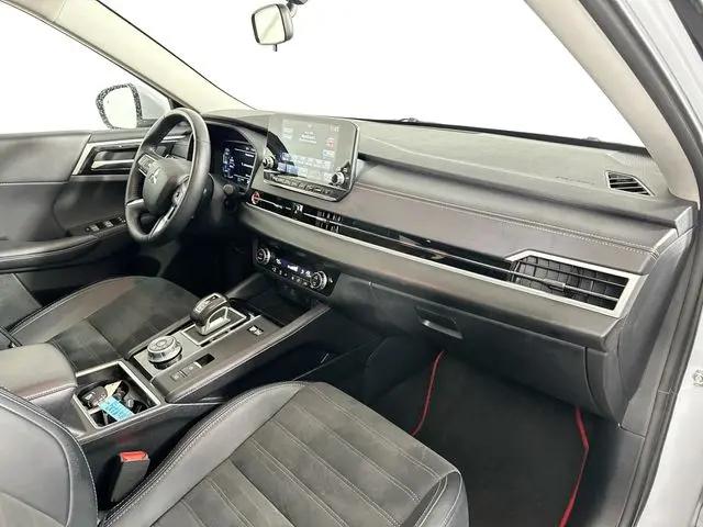 2024 Mitsubishi Outlander PHEV SE S-AWC