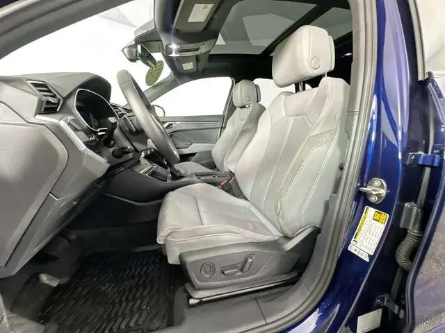 2022 Audi Q3 Premium 45 TFSI S line quattro Tiptronic
